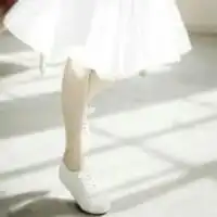 qq头像女生纯白