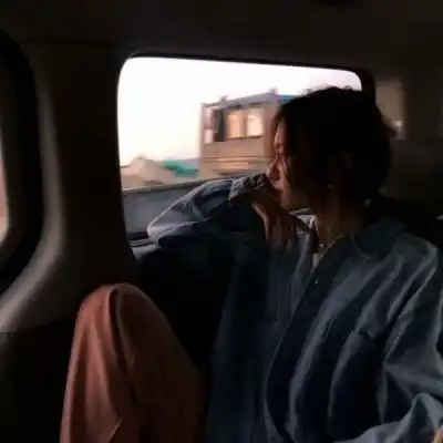 丧系女生头像伤感女头