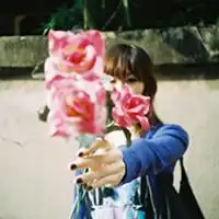 绿色系捧花头像女生爱花