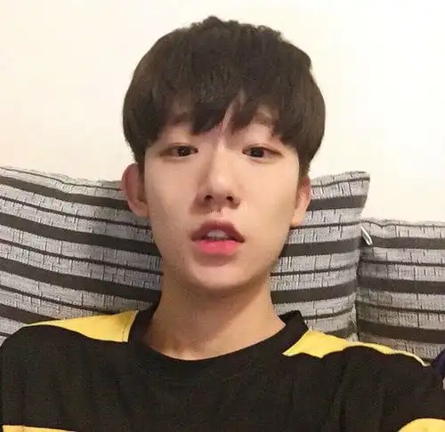 韩系头像男生今秋