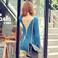 橙色系短发女生头像背影