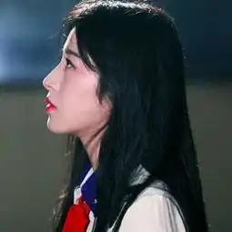 初见久念情侣头像一左一右qq头像扣扣居