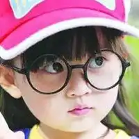 鼓嘴头像动漫女生鼓嘴可爱头像