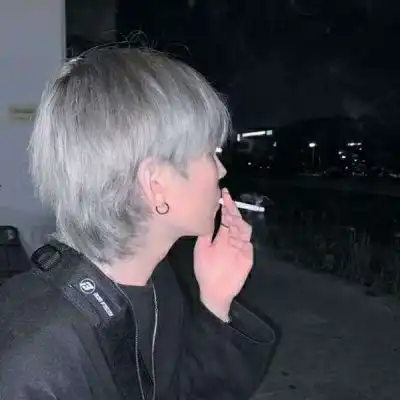 陈涵现在街上男人变多了,但是我情侣头像我要个性网