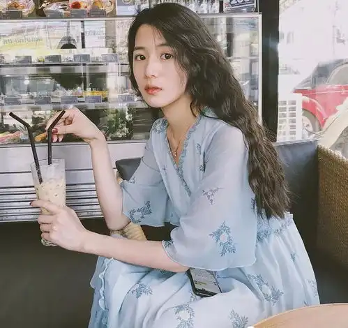 仙气飘飘女生头像紫色系