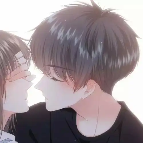 动头情侣头像一对真人