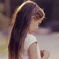 qq带字女生头像可爱萌系可爱头像要么就轰轰烈烈的笑