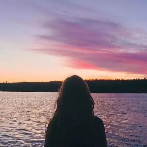 其实你的背影也很美,学几招,拍不一样的美图