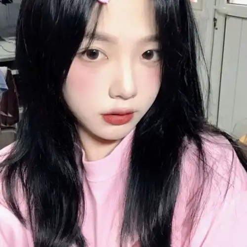 招桃花粉色系温柔小众女生头像328
