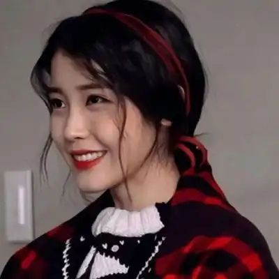 新年头像红色系女士