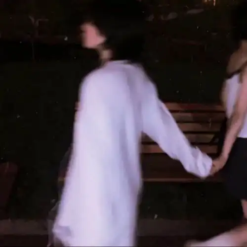 情侣头像喜欢的男生放在心里