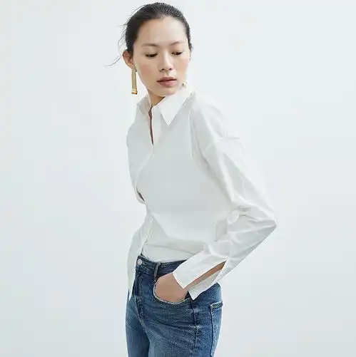 每个职场女战神都该有一条经典百搭的衬衫裙