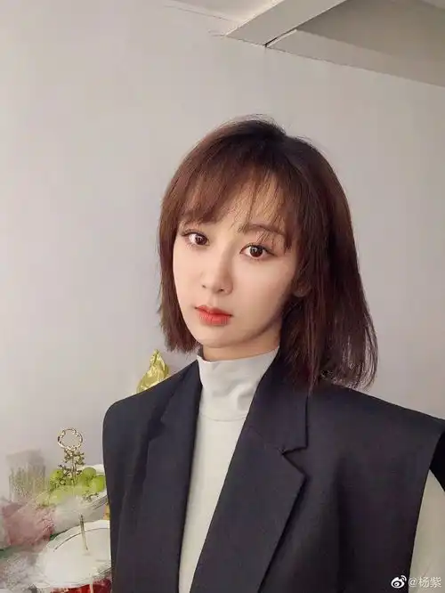 杨紫进退两难沉香如屑成烫手山芋,为什么都不想和成毅合作