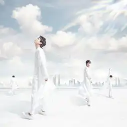 尹毓恪曝纯白概念写真想象无限的栖息空间