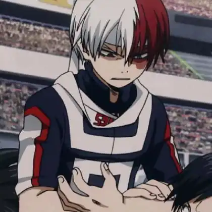 纯白系男生头像动漫简单