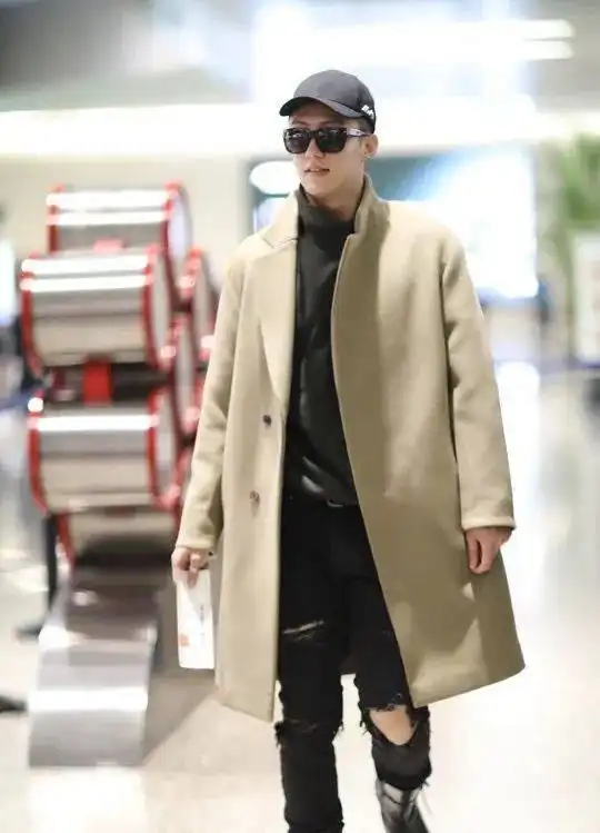 秋冬男士驼色羊绒大衣如何搭配各类单品