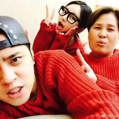 知情人曝罗志祥被周扬青无视后继续道歉,多次寻求复出遭拒