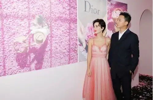 dior晚宴中的女星真抢镜,卢靖姗韩庚秀恩爱,baby气质更高级