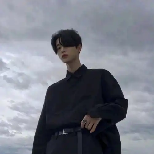 蓝色高冷系男生头像蓝色