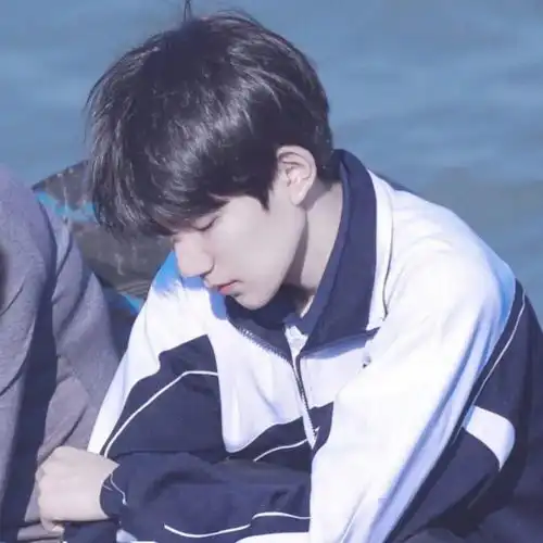 头像大全理想很远爱于咫尺