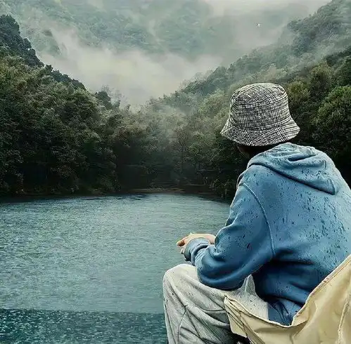 安排分享一波自由感大男主头像合集