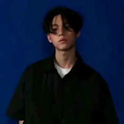 男生蓝色系头像图片男孩