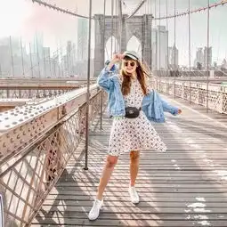 清爽的白色系搭配,在夏天的好感度绝对是其他色彩无法逾越的