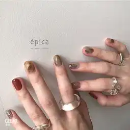 致大地色系质感女生别忘了涂上奶茶色系美甲
