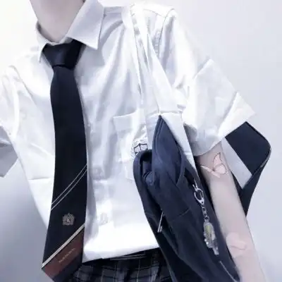 不露脸的男头会喜欢吗,帅气衬衫部位男生头像