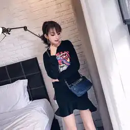 半身裙卡通头像搭配