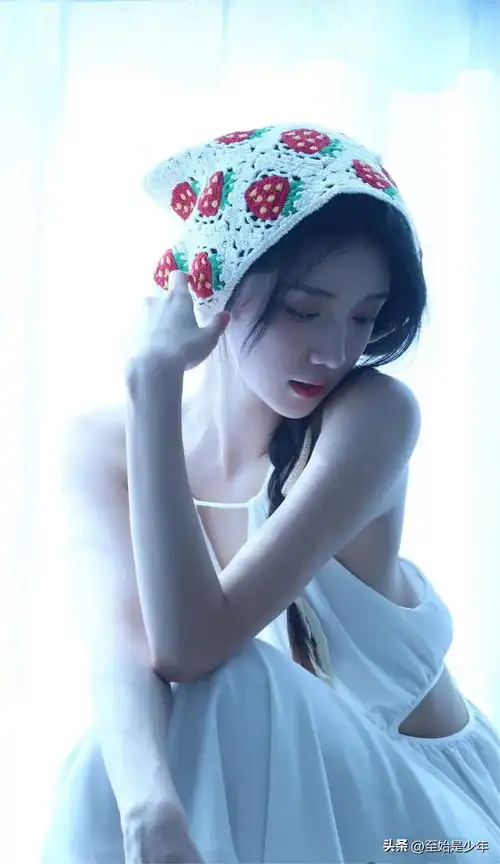 美女壁纸美图056白色系清纯女孩