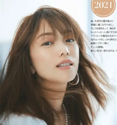 50岁女人头像洋气大方系