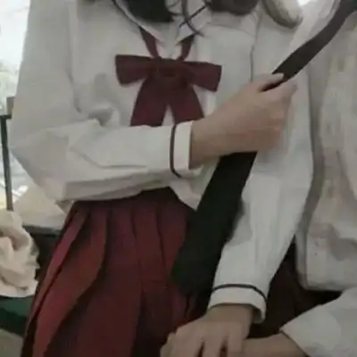 抖音流行部位情侣头像一男一女图片娶了个疯婆娘