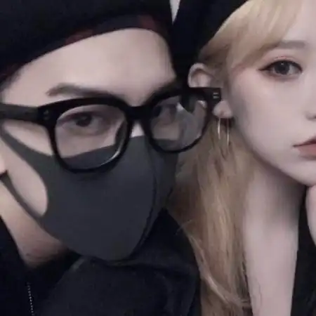 扣扣情侣头像你来我心里吧