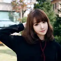 请问这个女的是谁,