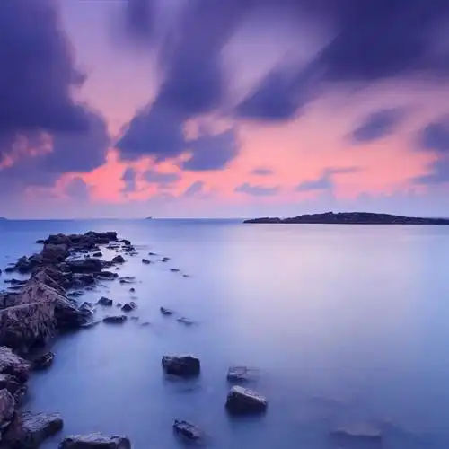 2023逃脱的云朵风景头像