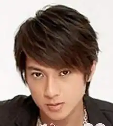 2012最流行的男士发型漫画美型男发型