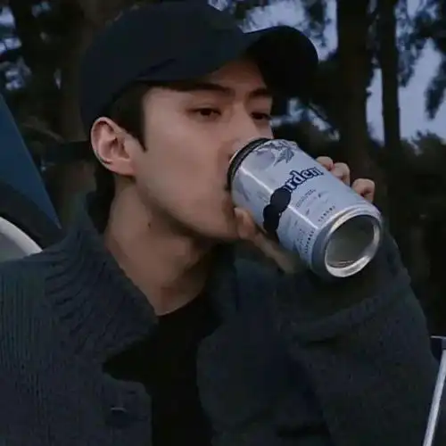 好看的微信头像就位了