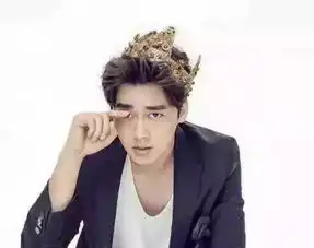 谁说娘炮了戴上皇冠的蔡徐坤他们明明是小王子但他俩画风歪了