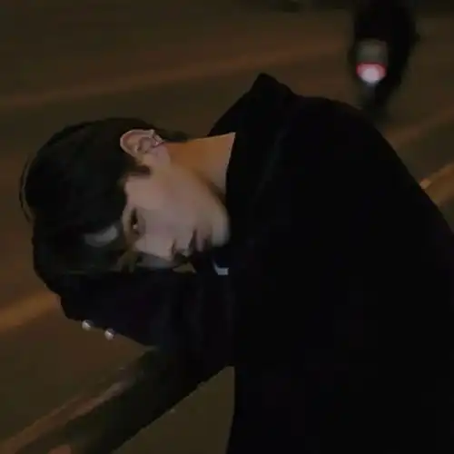 有没有一些有意境的男生头像