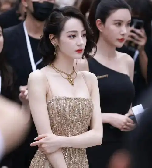 迪丽热巴图片2023头像