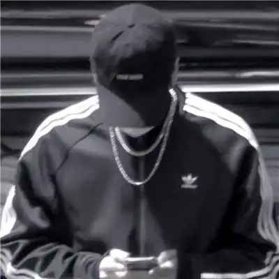 青春简洁霸气男生qq头像不露脸男生qq头像