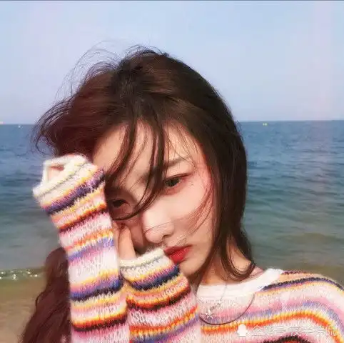 女生唯美清新头像蓝色系