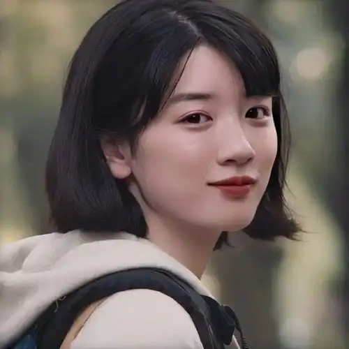 有没有爱笑女生真人头像最好是高清无水印的