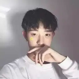 御琛愿你有酒可以醉,醒酒有人陪.