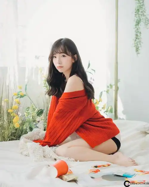 双马尾甜萌韩妹,独特的粉色系气场,既可爱又性感