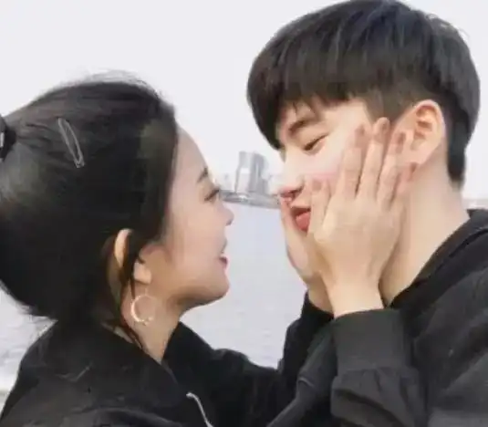 真正情商高的女人,都会用这4句话哄男人,会让他越来越爱你