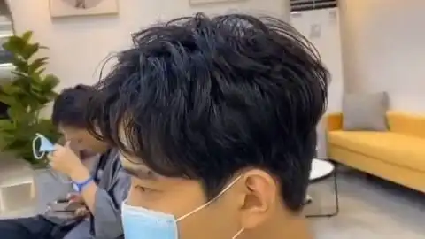 男士发型韩式纹理三七四六分打理教程,谁做谁帅红星北京二锅头始创者赛出中国妆