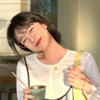 小红书最新头像女生可爱真人大全