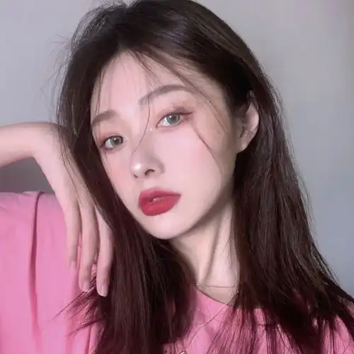 女生头像粉色系可爱且温柔